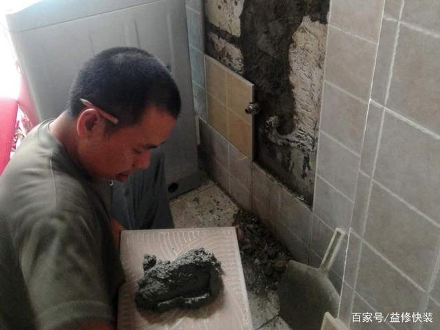 卫生间墙砖掉了几块怎么补救呢(卫生间瓷砖掉落后墙面用什么修补) 卫生间墙砖掉了几块怎么补救呢(卫生间瓷砖掉落后墙面用什么修补)