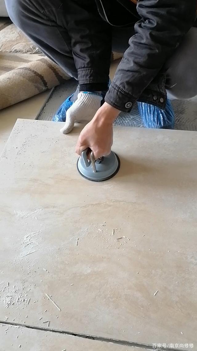 墙砖翘起的补救方法图片视频(墙砖翘起的补救方法图片视频大全)